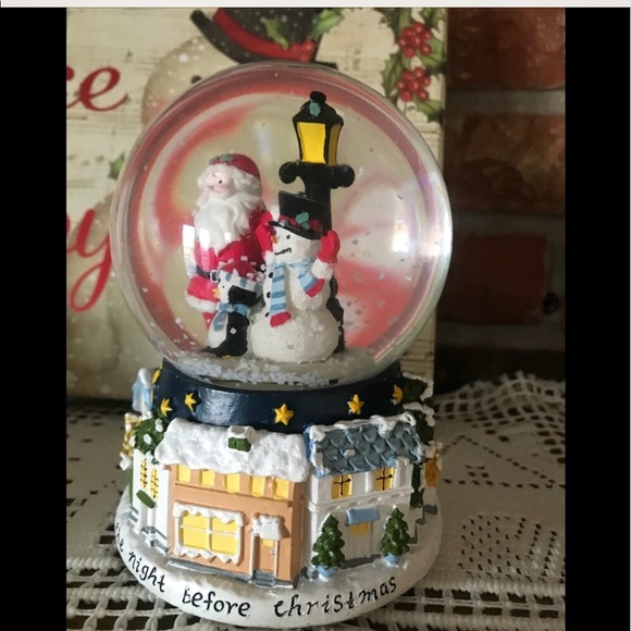 Nightmare Before Christmas Snow Globe‼️FINAL SALE - Picture 3 of 5